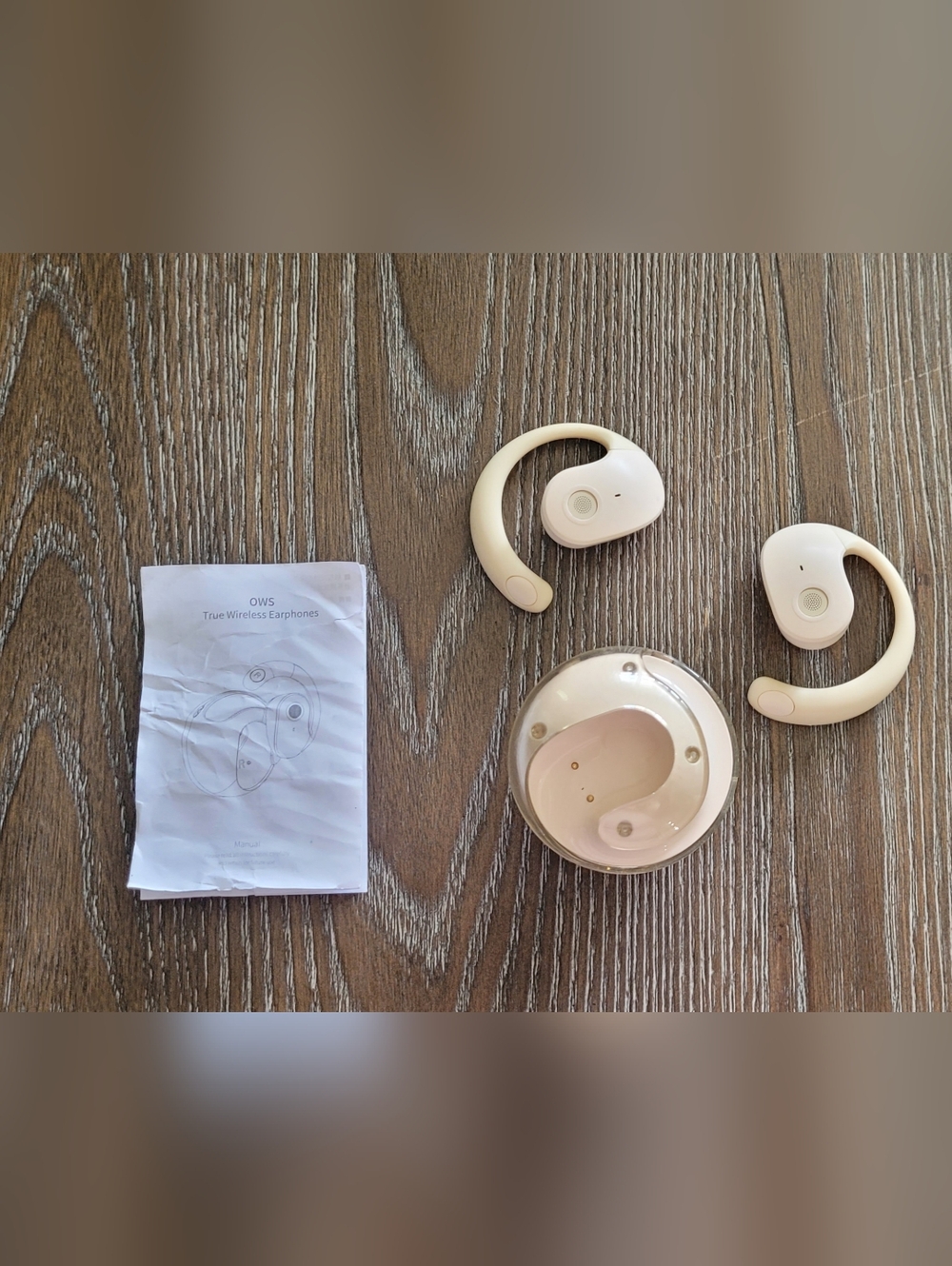 Wireless Ear Hook Earbuds in Cream